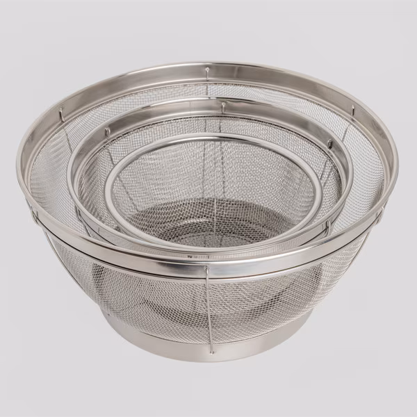 Discover the Le Creuset Colander: An Essential for Every Kitchen